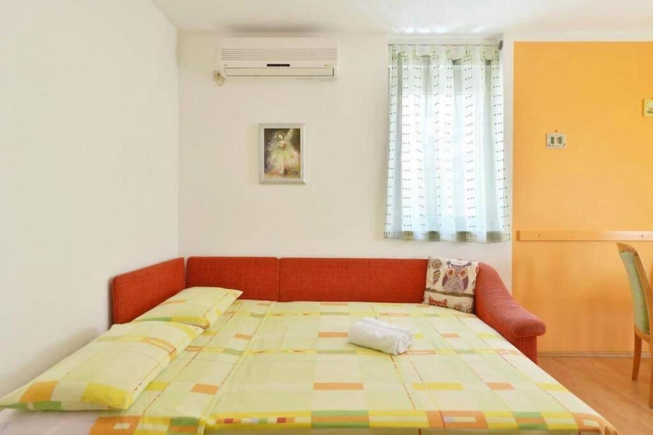 Apartment Vicko Omiš Dış mekan fotoğraf