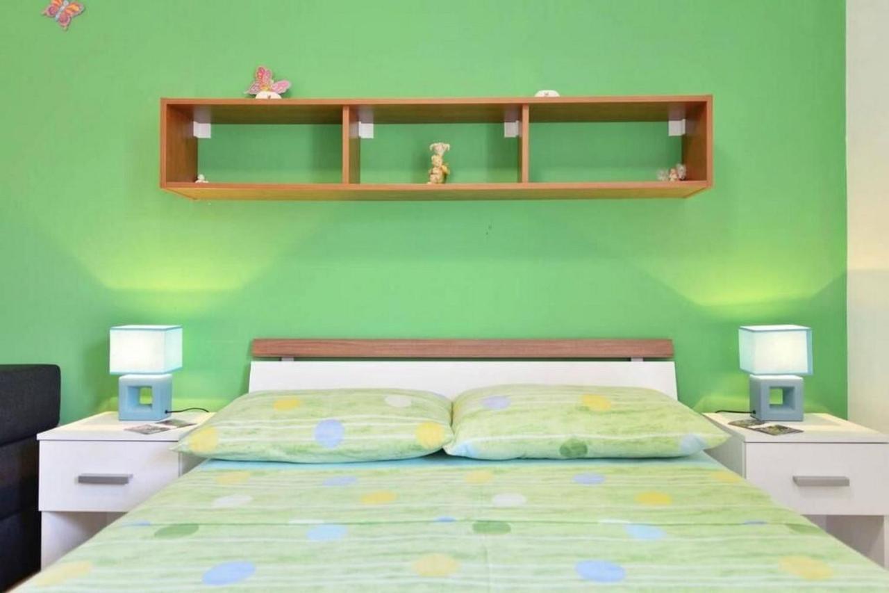Apartment Vicko Omiš Dış mekan fotoğraf